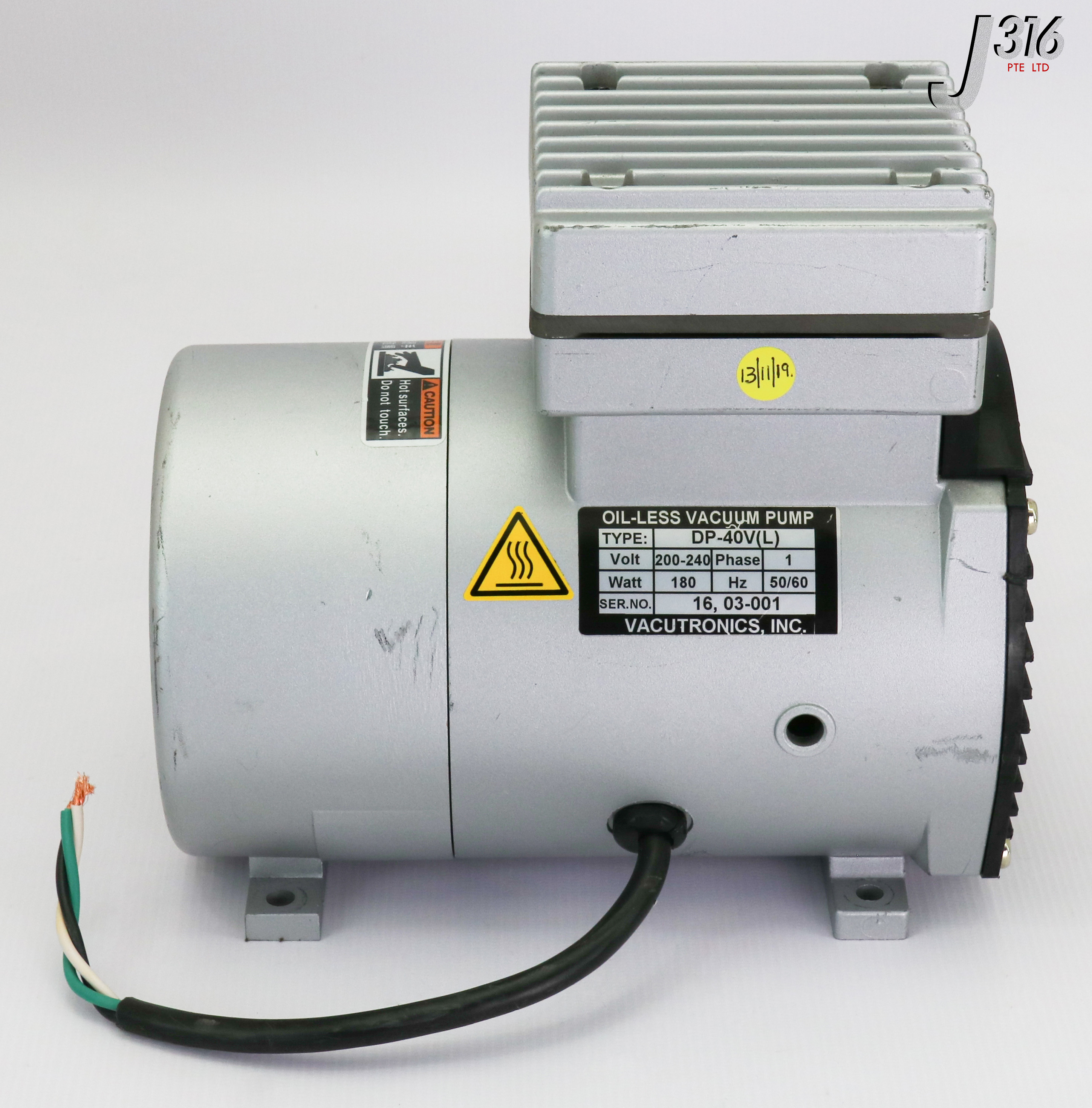 1296 VACUTRONICS OIL-LESS VACUUM PUMP, 200-240V, 1 PHASE, 50/60HZ